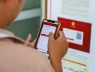Thí điểm sang tên xe trực tuyến qua VNeID, không cần hợp đồng công chứng