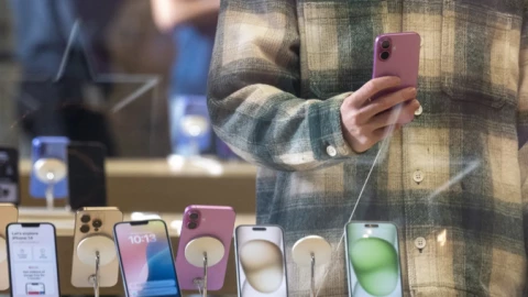 Apple sắp ra công cụ AI để giải quyết vấn đề người dùng thất vọng nhất ở iPhone