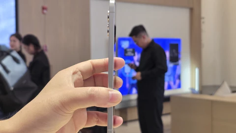 Samsung đưa vào 3 thay đổi thiết kế để Galaxy S25 Edge bớt phải đánh đổi quá nhiều