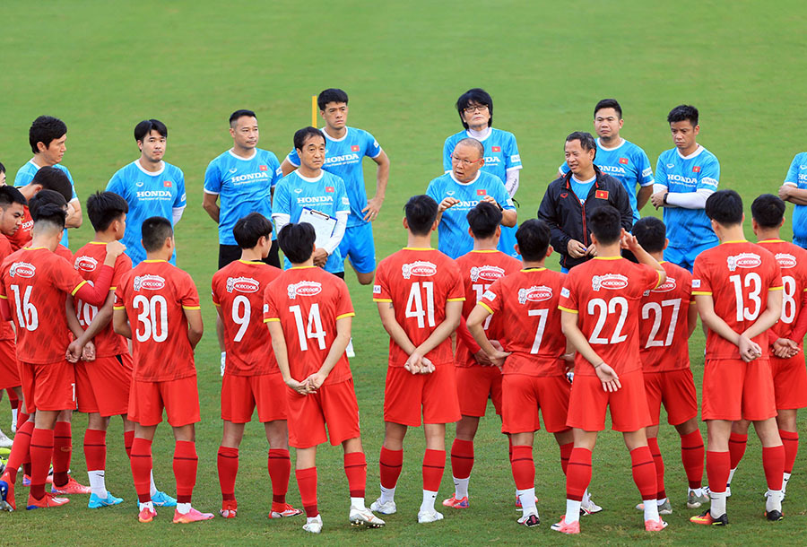 thumbnail - Đội tuyển Việt Nam chốt danh sách đấu Trung Quốc và Oman