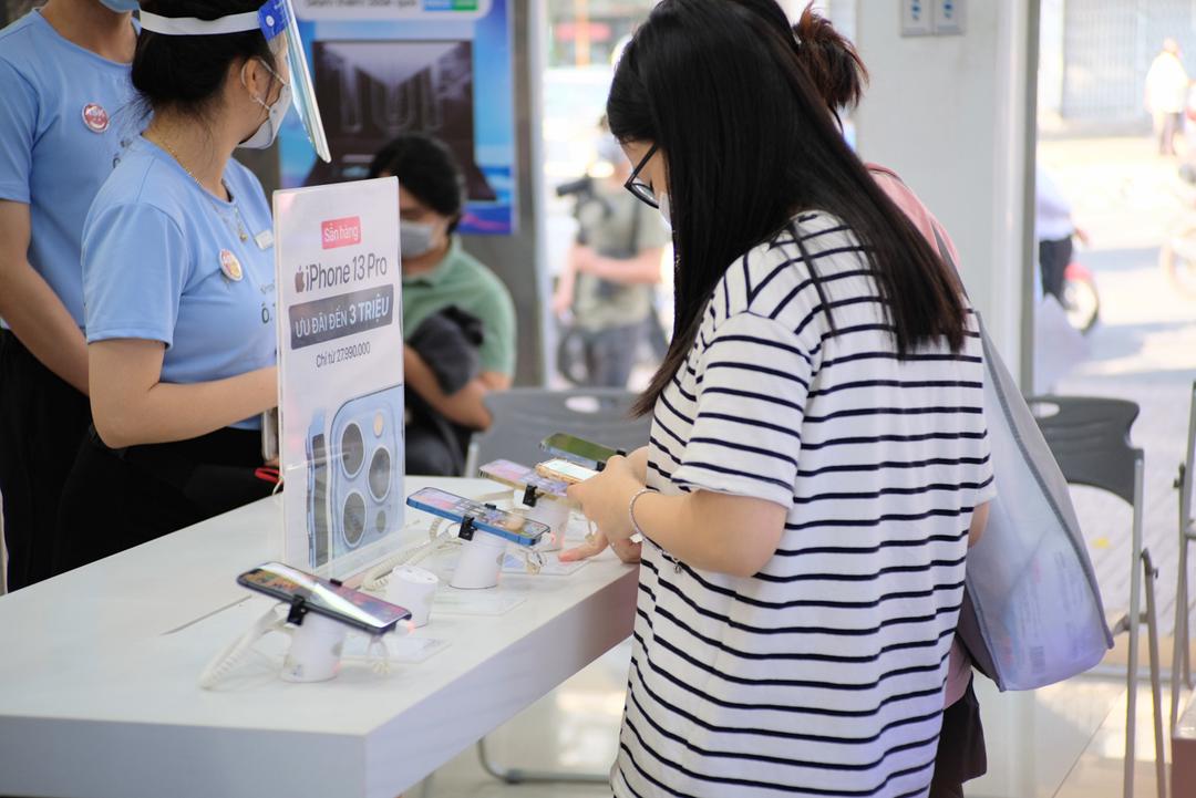 CellphoneS mở bán iPhone 13 chính hãng tại Việt Nam