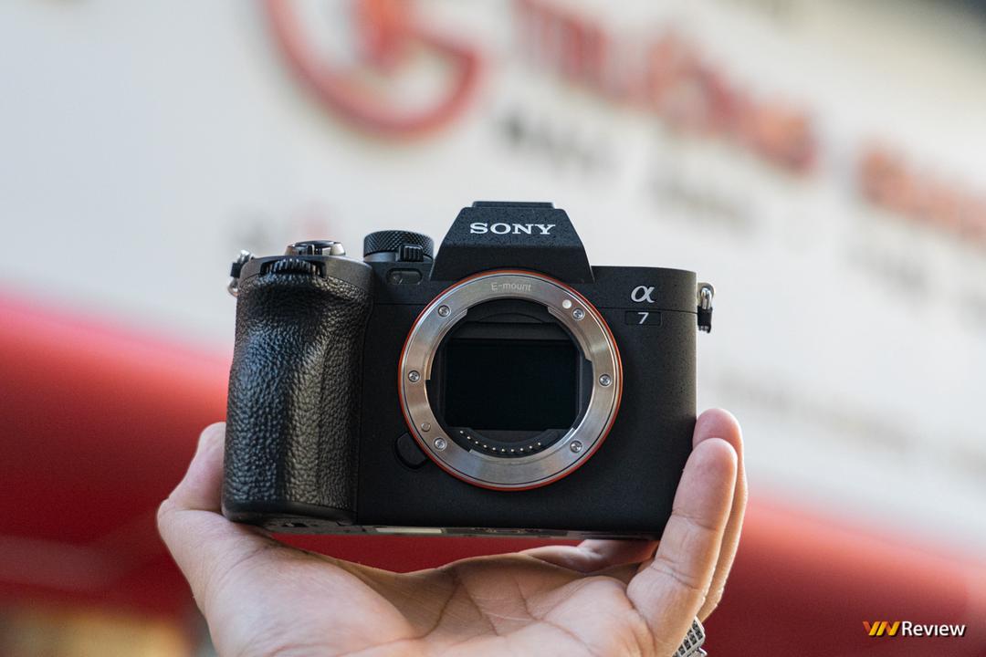 Cận cảnh trải nghiệm nhanh Sony Alpha A7 Mark IV: Giá hơn 59 triệu đồng "rất ra gì và này nọ"