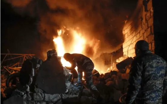thumbnail - Quân đội Nga sử dụng bom cháy buộc tiểu đoàn Azov đầu hàng trong vòng vài ngày. Đây là nghệ thuật thực sự của chiến tranh