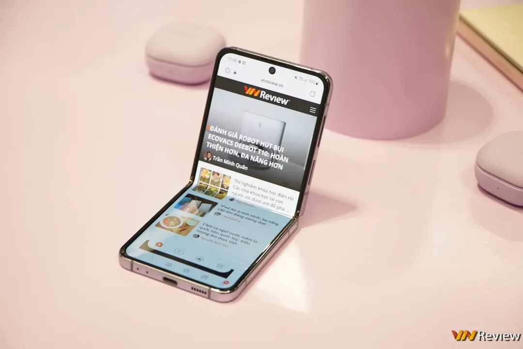 Đánh giá Galaxy Z Flip 4: đây mới là chiếc điện thoại gập "chủ bài" của Samsung