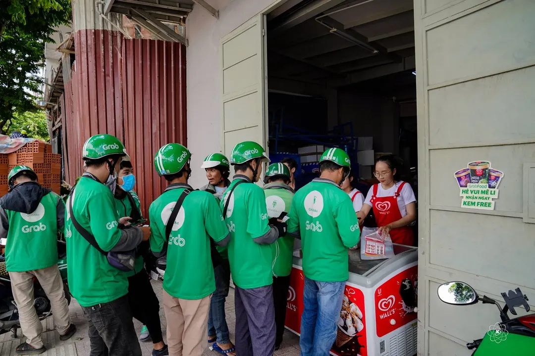 GrabFood đang “ăn trên đầu trên cổ” người dùng Việt Nam