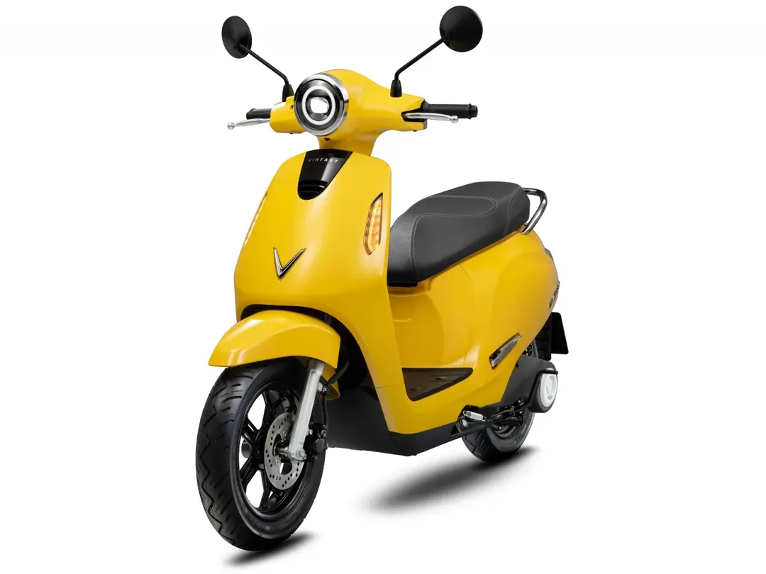 VinFast chính thức nhận đặt cọc xe máy điện EVO200, giá 22 triệu đồng