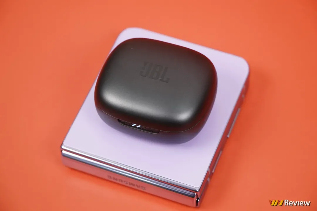 Đánh giá JBL Live Pro 2: nâng cấp lớn cả về chống ồn, chất âm lẫn thời lượng pin