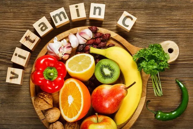 4 thực phẩm không chua giàu vitamin C hơn cả cam, chanh