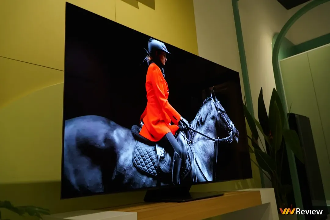 Trải nghiệm Samsung OLED S95B: TV OLED đầu tiên của Samsung có gì đặc biệt để đấu lại những đối thủ sừng sỏ trên thị trường?  