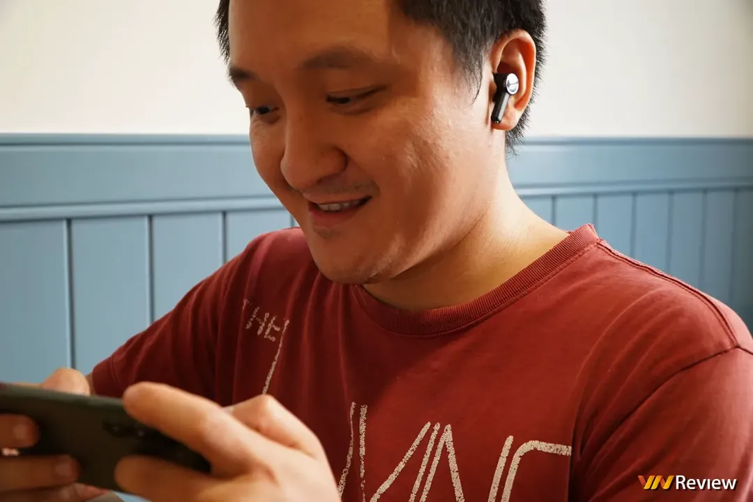 Đánh giá JBL Quantum TWS: tai nghe không dây có dongle Type-C độc lạ, tối ưu cho gamer di động