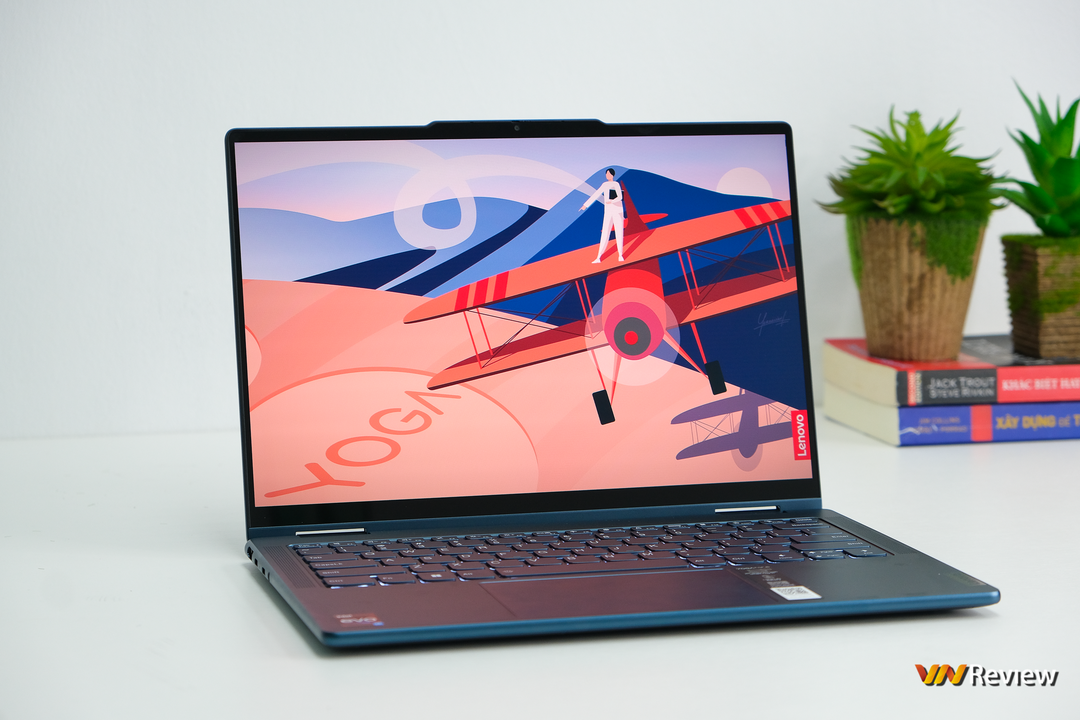 Đánh giá Lenovo Yoga 7i Gen 8 (2023): Sẽ là chiếc laptop 2-trong-1 đáng mua nhất năm nay