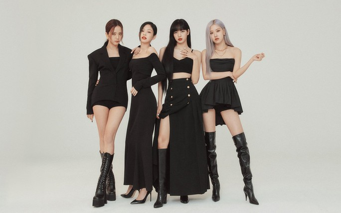 Vụ Blackpink biểu diễn tại Hà Nội: hát thì ít, vé lại đắt, kém xa "The Eras Tour" của Taylor Swift