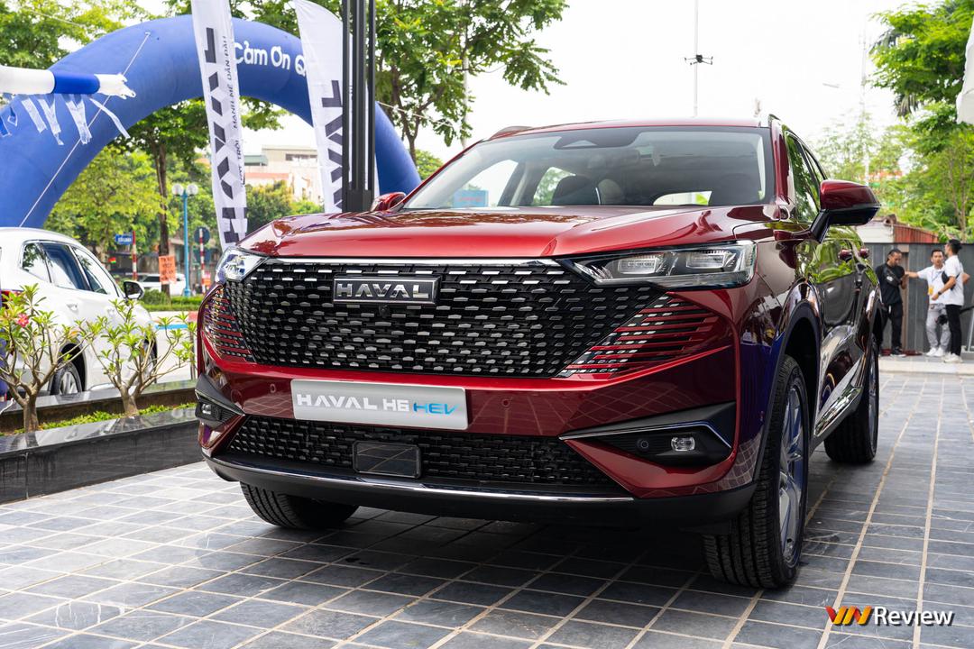 HAVAL H6 HEV ra mắt tại Việt Nam: Xe Hybrid, ngập tràn công nghệ