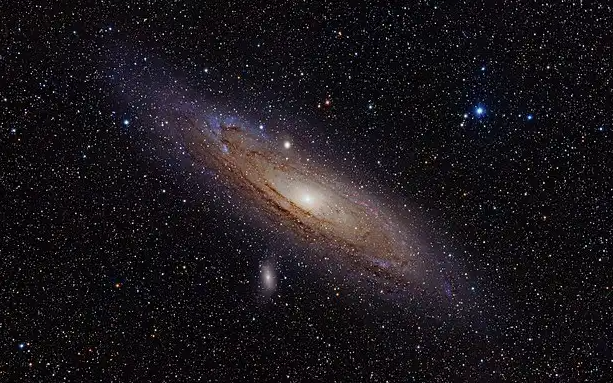 Trong một vũ trụ đang mở rộng, tại sao Andromeda và Dải Ngân hà lại va chạm nhau?