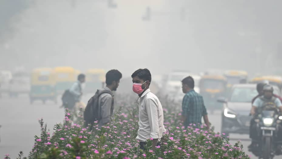 Ô nhiễm không khí vượt tầm kiểm soát, 1 quốc gia đã phải đóng cửa trường học