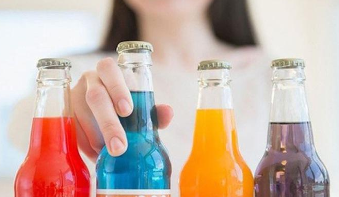 Làm thế nào để sử dụng club soda trong các loại thức uống? 
