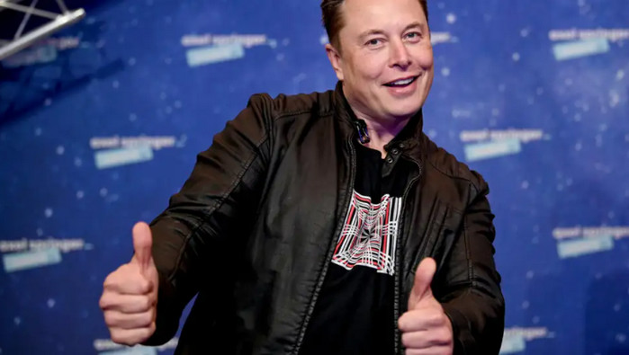 Tỷ phú Elon Musk chuẩn bị đi bán điện cho người dân