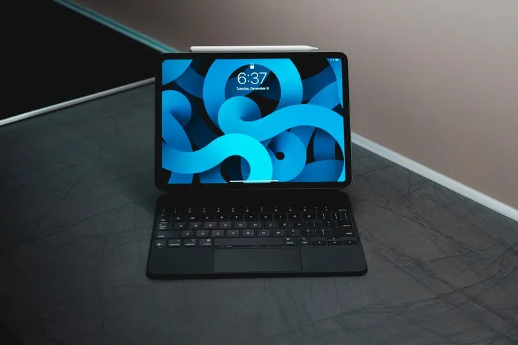 2022 rồi, iPad Pro đã thay thế được laptop như Apple quảng cáo chưa?