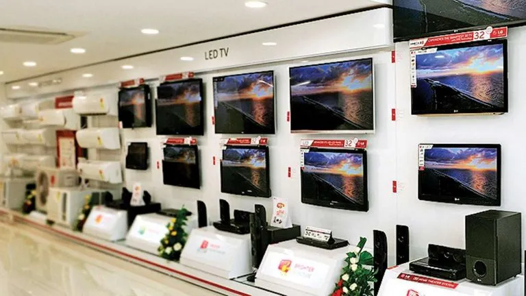 TV Trung Quốc tràn ngập thị trường Nga vì Samsung, LG & Sony đều rút lui