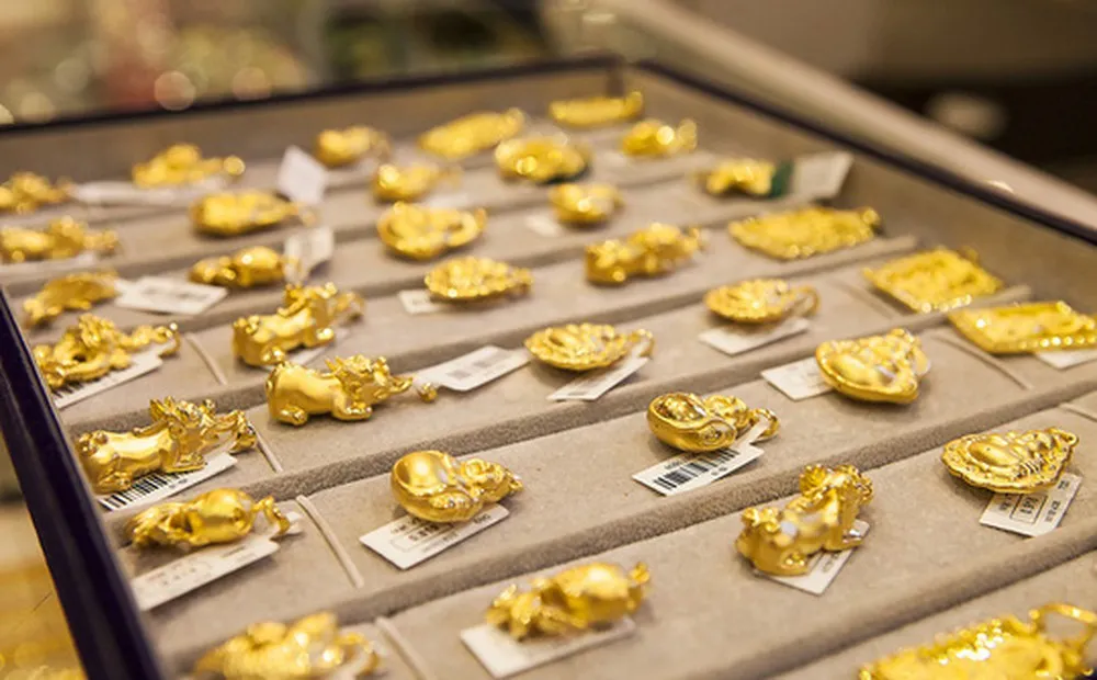 Giá vàng hôm nay 19/10/2022: Vàng trong nước tăng nhẹ lên mốc 66,1 triệu, vàng thế giới tiếp tục tăng
