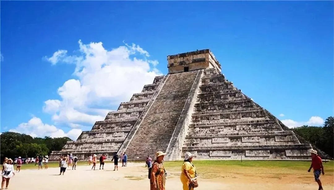 Nền văn minh Maya tiên tiến như thế nào? Những bức tranh tường từ hàng nghìn năm trước được phục chế, nội dung ghi lại rùng rợn