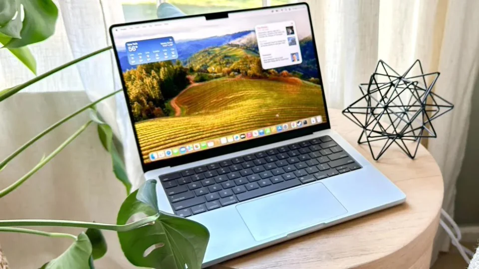 Thời lượng pin MacBook Pro 14 inch M3 bao lâu? Có như lời Apple khoe khoang?