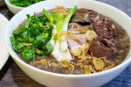 Cháo lòng Việt Nam vừa có cú "lội ngược dòng" ngoạn mục: Từ "món tệ nhất" vào top 6 cháo ngon nhất châu Á!