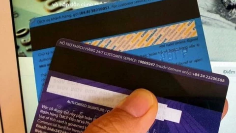 Cảnh báo: Giao dịch thẻ ATM loại này sẽ bị ngừng sau ngày 1/7/2025