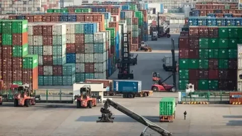 Thuế quan đã giảm, đơn hàng đã trở lại, nhưng chủ nhà máy Trung Quốc không vui, tâm lý của họ đã thay đổi