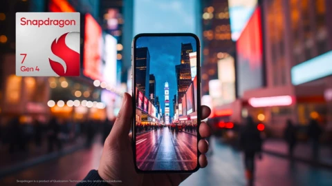 Snapdragon 7 Gen 4 ra mắt: CPU nhanh hơn 27%, GPU mạnh hơn 30%, xử lý AI tốt hơn tới 65%, hứa hẹn tạo bước nhảy vọt cho smartphone cận cao cấp