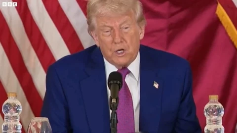 Trump: Tôi hơi không hài lòng với Cook. Tại sao Apple lại rời khỏi Trung Quốc và chuyển tới Ấn Độ?