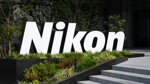 Thấm đòn thuế quan, Nikon lo ngại lợi nhuận sụt giảm 70 triệu USD