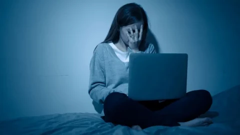 Chia sẻ cay đắng của nữ sinh Hà Nội bị lừa liên hoàn mất gần 1 tỷ