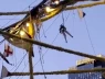Tàu hải quân Mexico đâm vào cầu Mỹ: Gãy 3 cột buồm, 2 thuyền viên thiệt mạng, nhiều người bị thương