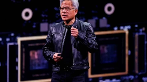 CEO Nvidia cay đắng thừa nhận: Lệnh cấm xuất khẩu chip AI sang Trung Quốc là "nỗi đau tột cùng", gây thiệt hại tới 15 tỷ USD doanh thu