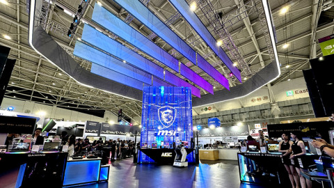 MSI khởi đầu cho “cơn lốc” AI tại buổi khai mạc Computex 2024, có cả robot giao hàng