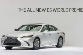 Chiếc xe bán chạy nhất của Lexus có thể không còn được ưa chuộng nữa