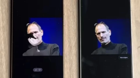 Video so sánh Galaxy AI và Apple Intelligence gây bão