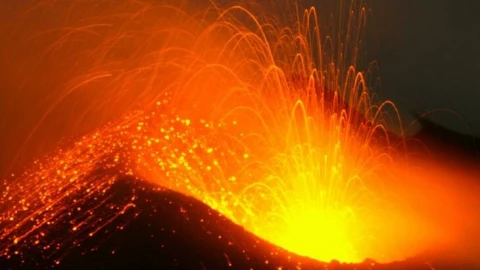 Không còn là truyền thuyết: Đã có bằng chứng khoa học về việc vàng đang "rò rỉ" từ lõi Trái Đất