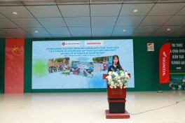 Bồi dưỡng kiến thức pháp luật và kỹ năng lái xe cho học sinh Việt Nam - thiết thực và ý nghĩa