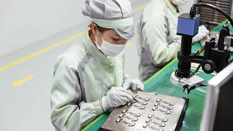 Apple lần đầu tiên công bố danh sách thiết bị "Made in Vietnam": iPad, Mac, AirPods, Apple Watch đều có mặt nhưng chưa có iPhone