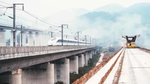 Bí ẩn đường sắt thời Tần Thủy Hoàng: Công nghệ vận tải vượt thời đại hơn 2.200 năm trước