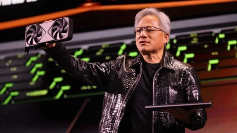 CEO Nvidia nhấn mạnh "AI không thể tồn tại nếu không có năng lượng hạt nhân"