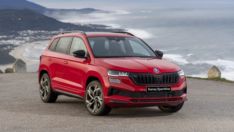 Skoda ra mắt xe hai phiên bản mới của xe SUV hạng C Karoq ở Việt Nam