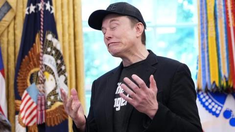 Elon Musk chỉ trích thậm tệ dự luận của Donald Trump - tình bạn đẹp được mấy lâu?
