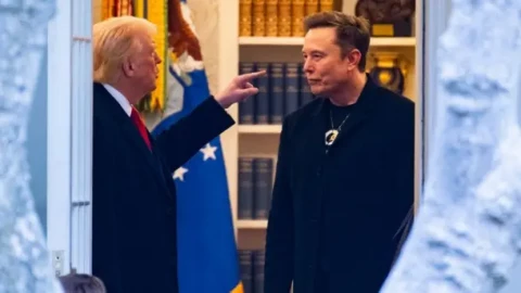Từ bạn thành thù: Chuyện gì đã xảy ra giữa Trump và Musk?