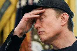 Tesla mất 152 tỷ USD vốn hóa thị trường sau màn khẩu chiến giữa Elon Musk và ông Trump