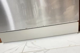 Máy rửa bát Bosch bị rỉ sét mép cánh cửa dưới, hãng từ chối bảo hành