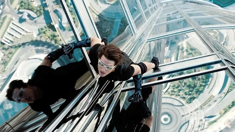 Quay "Mission: Impossible" ẵm luôn cả kỷ lục Guinness, đỉnh quá Tom Cruise ơi!