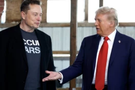 Điều gì đang xảy ra khiến Trump hụt hòa giải Nga-Ukraine, mất luôn Elon Musk?
